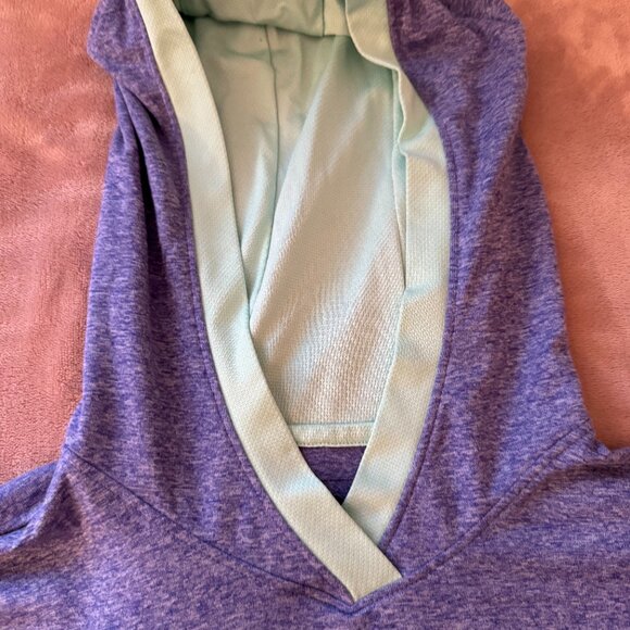 The North Face TNF Long Sleeve Hooded Base Layer Mint and Purple - Picture 4 of 7